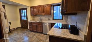 Distinguished Home - 1