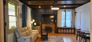 Distinguished Home - 1