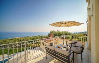 Nice Apartment In Split - 0