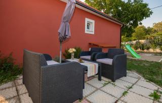 Cozy Home In Kresevo - 3