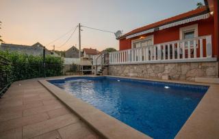 Lovely Home In Kresevo - 3