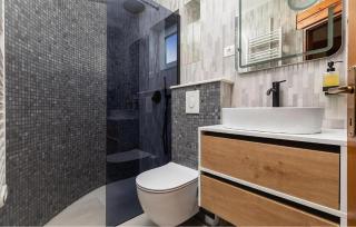 2 Bedroom Awesome Home In Brela - 5