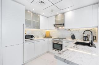 Exclusive Home Steps away from Burj & Dubai Mall - 7