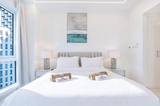 Exclusive Home Steps away from Burj & Dubai Mall - 6