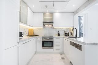 Exclusive Home Steps away from Burj & Dubai Mall - 1