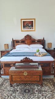 Luxury Suite With Stunning Window & Balcony views - 2