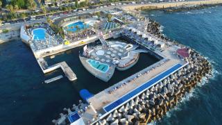 Riviera Hotel and Beach Lounge, Beirut - 9