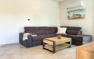 Awesome Home In Polaca - 4