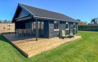 Beautiful Home In Hejls With Wifi - 1