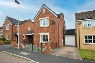 Stylish Durham 3-Bed Comfort Long Stays - 6