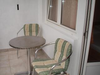 Apartments with parking space Gradac, Makarska - 15585 - 1