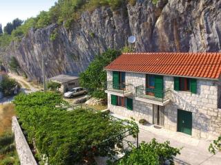 Holiday house with a parking space Podaspilje, Omis - 25690 - 0