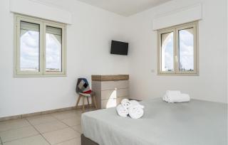 Cozy Apartment In Porto Cesareo With Wifi - 1