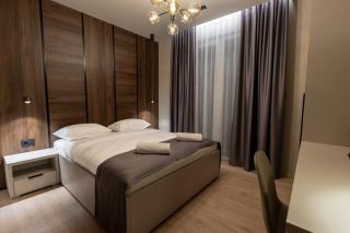Boutique Hill Hotel - 9