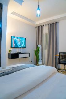 Cocody Riviera 3 Studio Clim Wi-Fi Fibre Check-in Autonome - 9