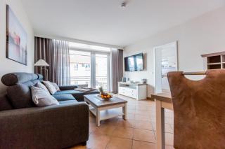 Strandnixe 204 mit 2 Schlafzimmer, Fahrstuhl, 3 x TV und Westbalkon,Geschirrspüler , PKW Stellplatz, Wlan ! - 0