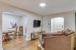Walk To Wesley! Central Stay W/ Pickle Ball + More - 6