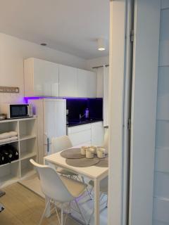 VILLA MARE APARTAMENTY POBIEROWO Tarasy Grill Parking - 7