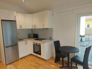 Very comfortable Attefall close to Frölunda Shopping and city - 9