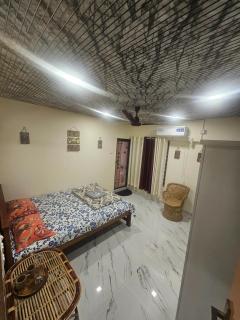 Richard's Homestay -Classy AC Rooms - 1