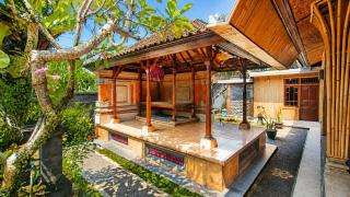 Kaloka House - 1