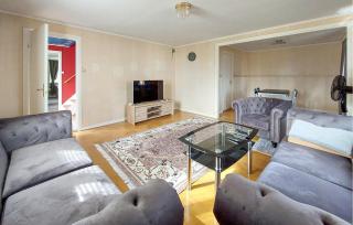 2 Bedroom Lovely Home In Unnaryd - 8