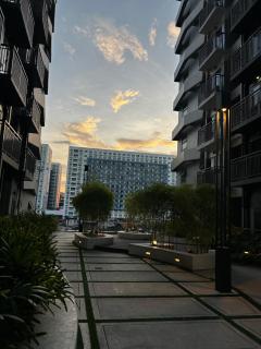 Casa Bella at S Residence, Near SM Mall of Asia - 7