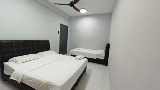 W302WarmStay at at EmeraldAvenueBrinchang 11Pax3BR2PWiFiGames - 9