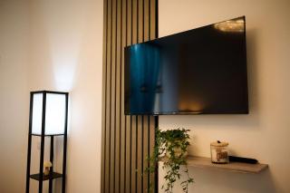 Modern 1BR Apt in Central High Street location - 4