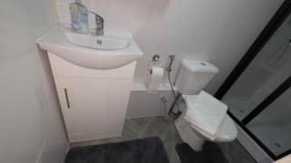 The Pentwyn Hideaway - Modern Studio - Free Street Parking - 3