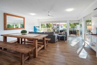 Noosa Hill Oasis - Walk to Beach & Dining - 6