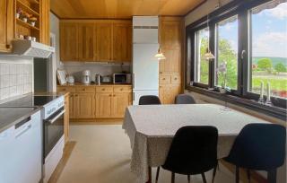 4 Bedroom Beautiful Home In Horn - 4