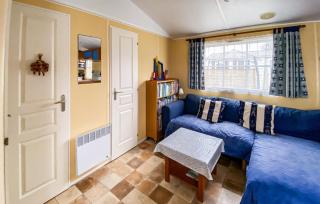 3 Bedroom Pet Friendly Home In Färjestaden - 8