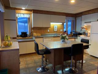Les Belmess's Home - 1