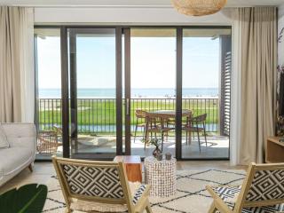 Beachfront Apartment for Four in Workum - 1