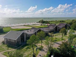 Beachfront Apartment for Four in Workum - 2