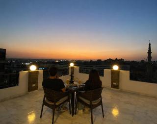 Families Pyramids view - Rooftop - 4
