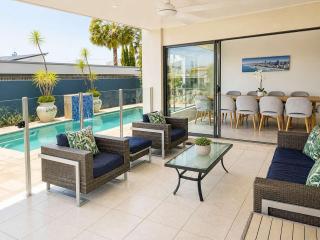 Oasis By Khove - Broadbeach Waters - 0