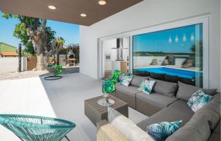 Nice Home In Galizana - 9