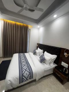 Hotel Gangotri - 3