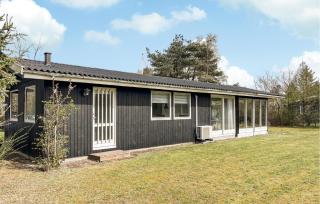2 Bedroom Cozy Home In Ørsted - 2