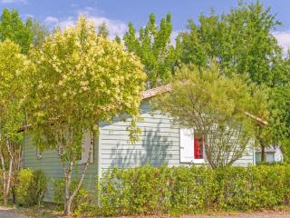 Cottage by the river in Nouvelle-Aquitaine - 8