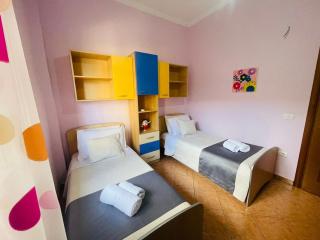 2 bedroom appartment 20m from the beach - 6