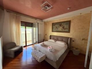 Del Console Garden Suite - Near Bari Airport & Station - 0
