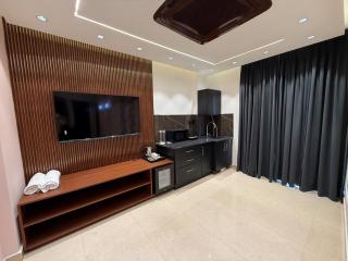 Lapstay EO806 - Luxurious Studio Apartment - 4