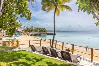 Ocean Front apartment, Direct access to the sandy Beach - 0