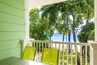 Ocean Front apartment, Direct access to the sandy Beach - 6
