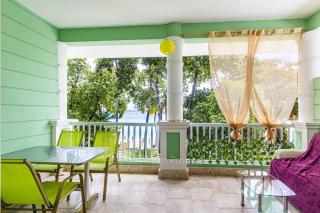 Ocean Front apartment, Direct access to the sandy Beach - 7