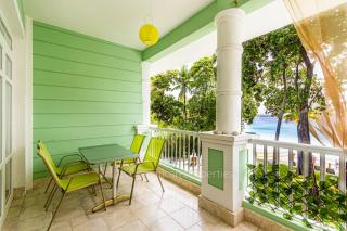 Ocean Front apartment, Direct access to the sandy Beach - 5