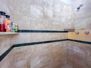 Villa Luminara- Lux Pool, Garden, Retreat & Beach - 5